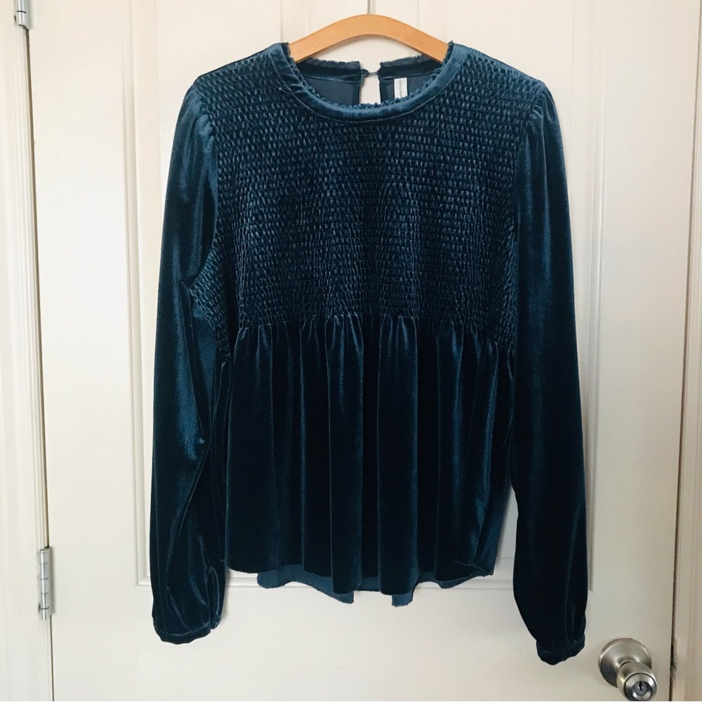 Gentle Fawn Velvet Teal Smocked Women's Top Size Large NWOT
